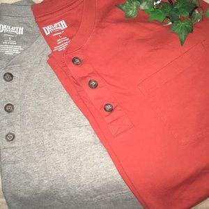 Duluth Trading co. Longtail T with 3 buttons NWOT